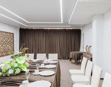  ресторан Эмиз