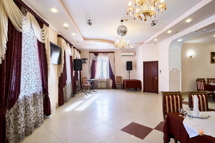 Малый зал в «Замок дружбы» фотография №5