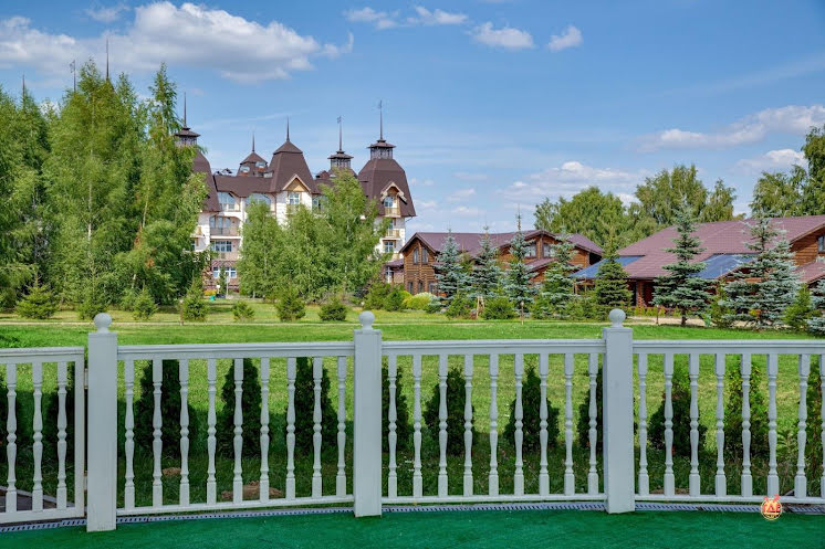 Летняя галерея в «Орловский» фотография №5