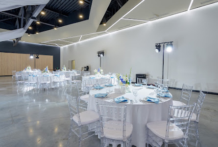 Salon в Беседки у шатра Omega