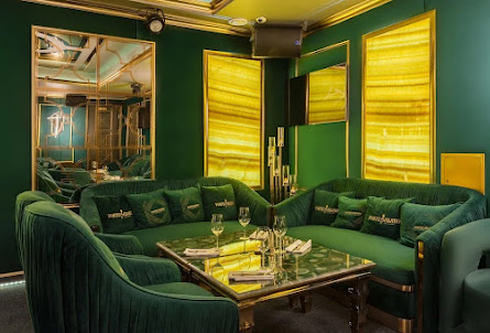 Изумрудный зал в Синий VIP-зал