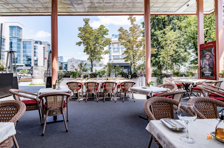 Летняя веранда в «Сандро» фотография №2