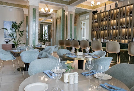 Малый зал в Малый зал