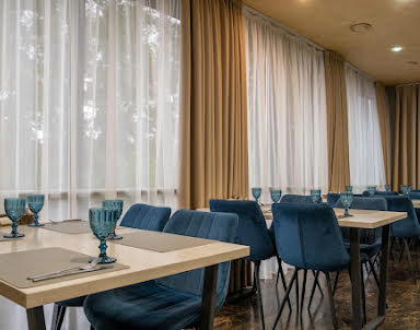  ресторан Курица или Рыба