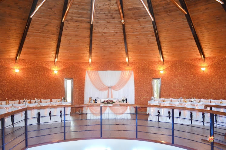 Банкетный зал 2 этажа  в «Хижина» фотография №5