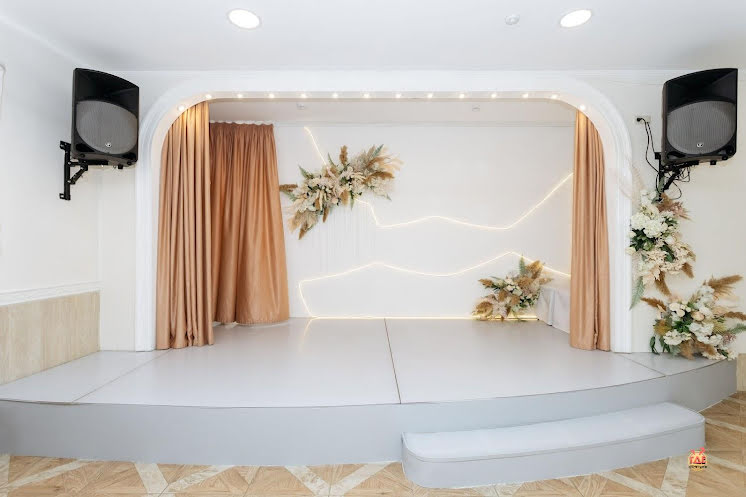 Основной зал в «Галерея банкетов» фотография №10