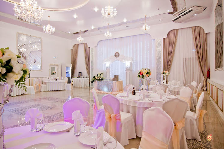 Зеркальный зал в «Версаль» фотография №10