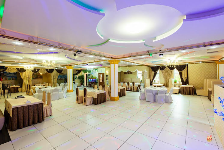 Основной зал в «Огни города» фотография №2