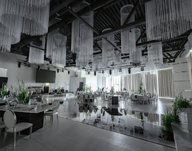  ресторан Jani Crystal