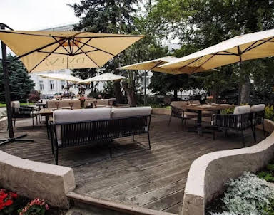  ресторан Двин Холл