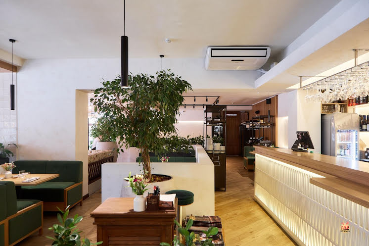 Основной зал в «BONA CAPONA в Пушкине» фотография №2