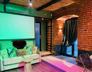  ресторан МАЙ Москва на Курской