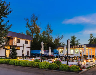  ресторан Яхт клуб Ласточка