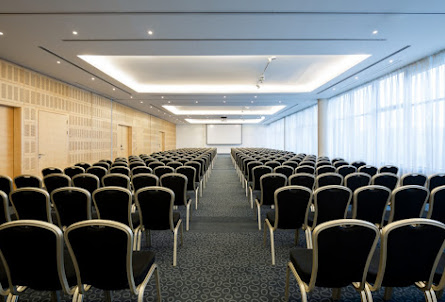 Зал «Екатерининский» в Кафе "illy"