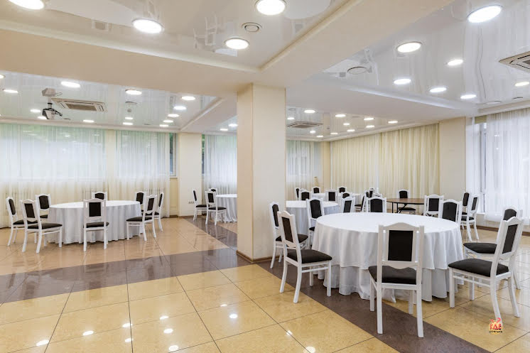 Панорамный зал в «Шишка» фотография №12