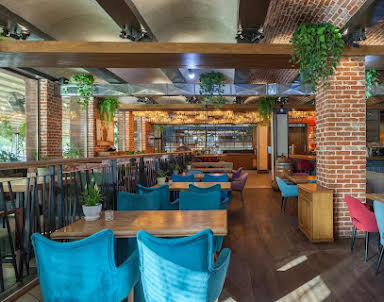  ресторан Rodina южной кухни