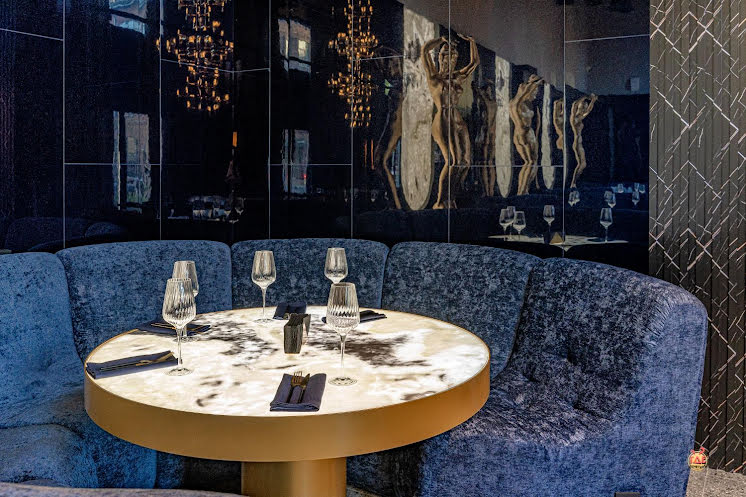  Зал со статуями  в «Гарда бар» фотография №14