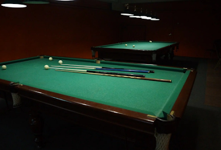 Бильярдный зал в Бильярдный зал