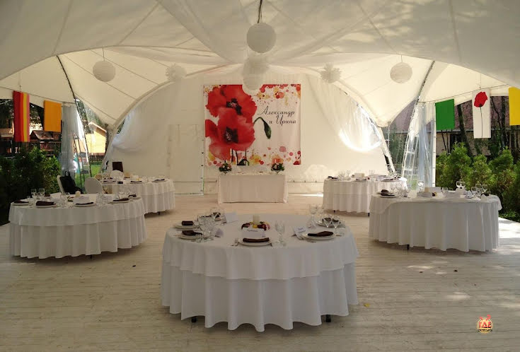 Большой шатёр в «Рыболовная усадьба - Парк-отель Остров» фотография №8