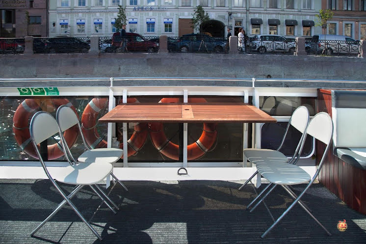 Палуба в «Теплоход "Константин"» фотография №5