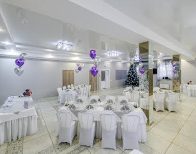 Новый год в Реверанс