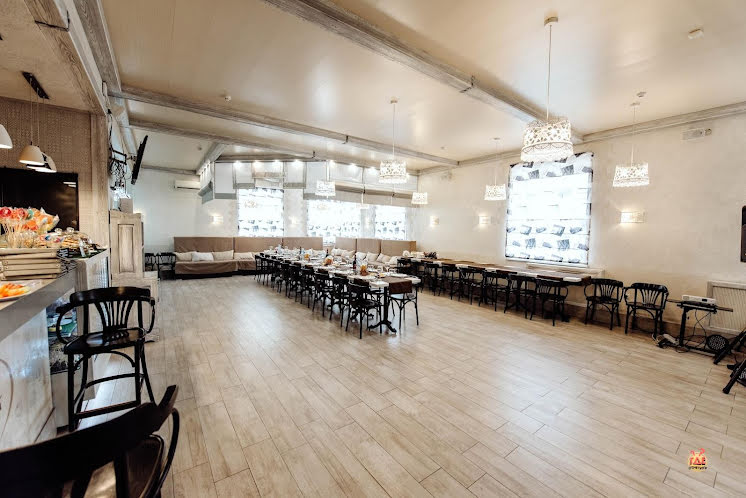 Основной зал в «Рататуй» фотография №11