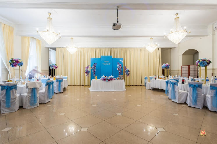 Большой зал  в «Консул» фотография №1