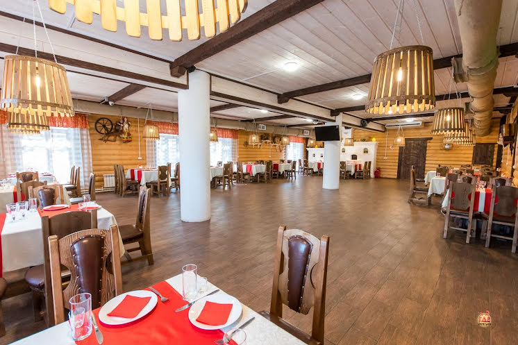 Зал «С деревенском колоритом» в «Валенок» фотография №3