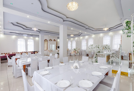 Банкетный зал в Основной зал