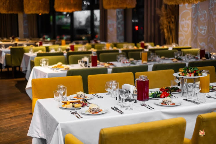 Зал ресторана «Саванна»  в «Gorskiy city hotel» фотография №3