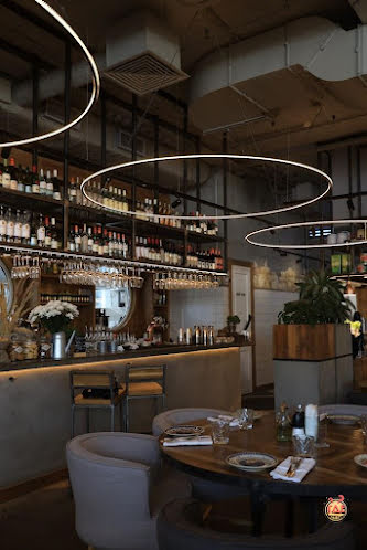 Основной зал в «Сыроварня» фотография №6