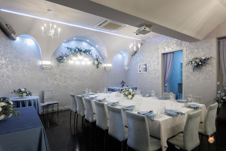 Зал «Гжель» в «Горница» фотография №3