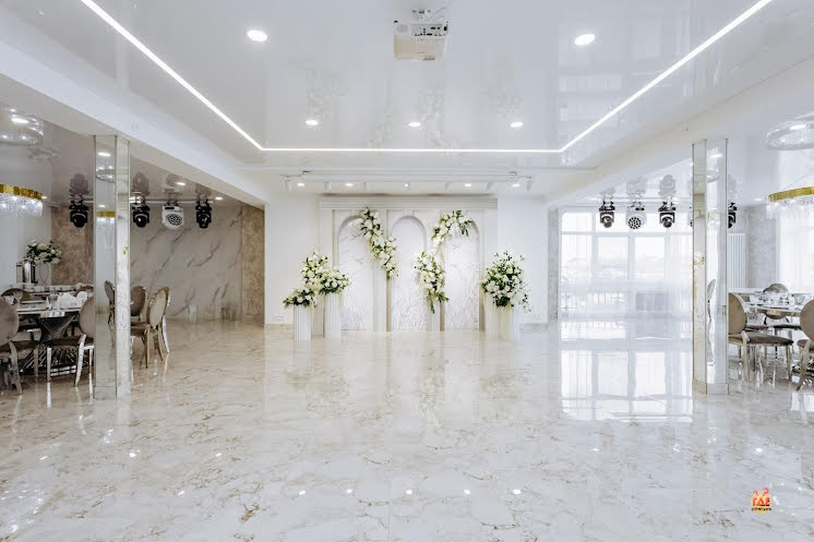 Основной зал  в «VODA» фотография №8