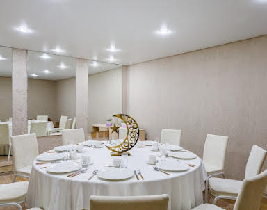  ресторан Эмиз