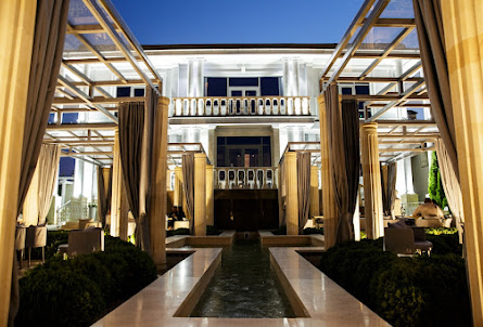 Терраса в Основной зал