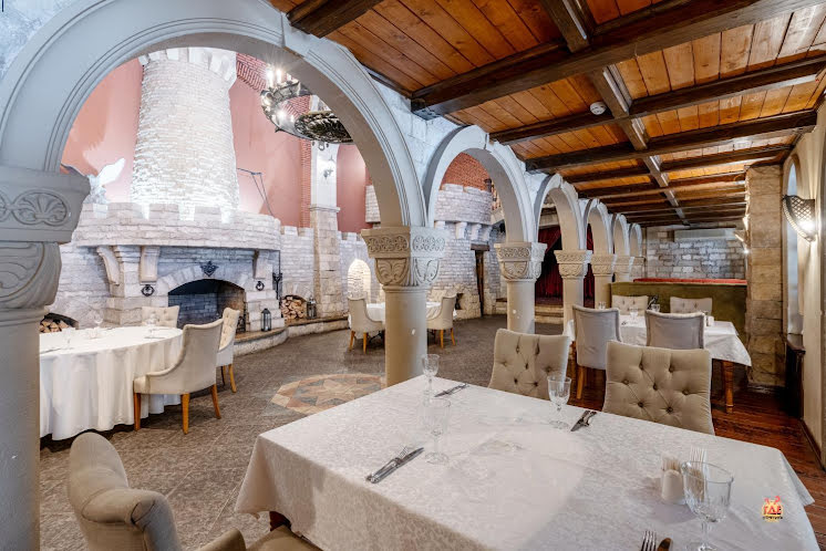 Зал  «Рыцарский»  в «Дворянское гнездо» фотография №8