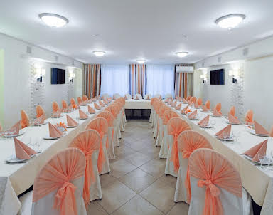  ресторан Будайский дворик