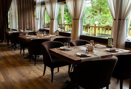 Ресторан «Шале» в Малый шатёр «Островок»