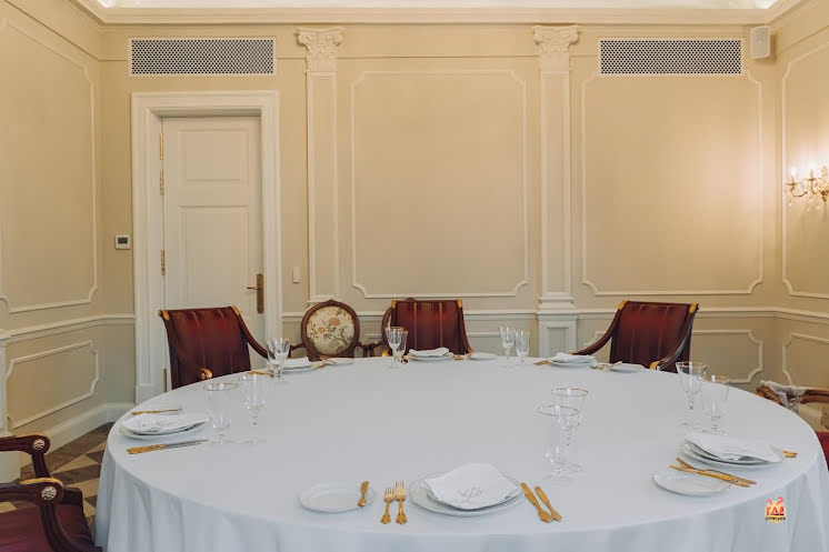 Зал "Тронный" в «Вилла Принца Ольденбургского» фотография №2