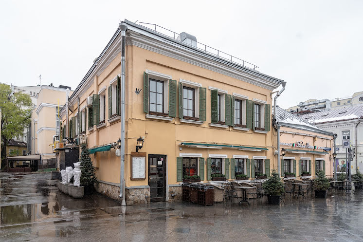 Зал на первом этаже в «Вилла Паста» фотография №13