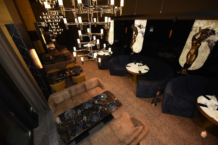 Зал с камином  в «Гарда бар» фотография №1