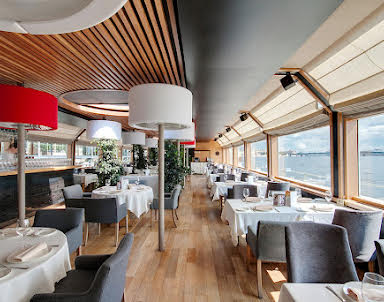  ресторан Ресторан-теплоход "Volga-Volga"