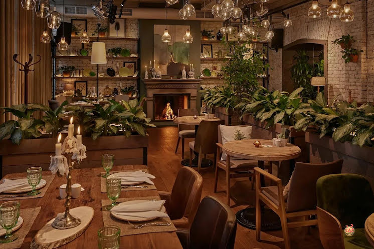 Основной зал в «Qartuli» фотография №13