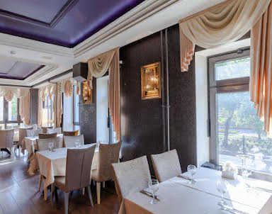  ресторан Сандал