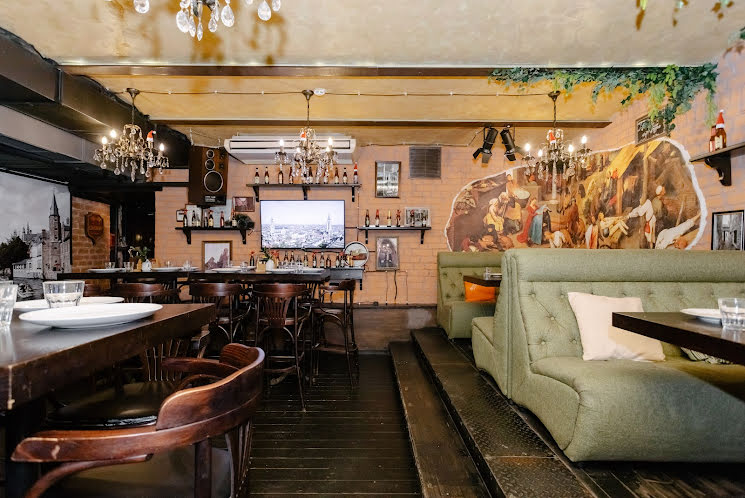 Зал "Кега" в «Leuven Belgian Brasserie» фотография №7