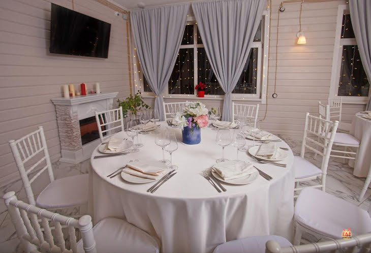 Веранда «Царская Трапеза 1 этаж» в «Усадьба «Гребнево»» фотография №4