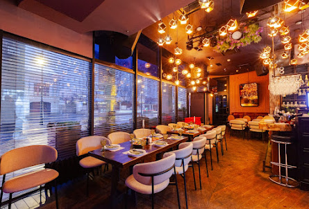 Зал Bodega в Зал Bodega