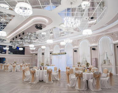  ресторан Matrёshka Plaza