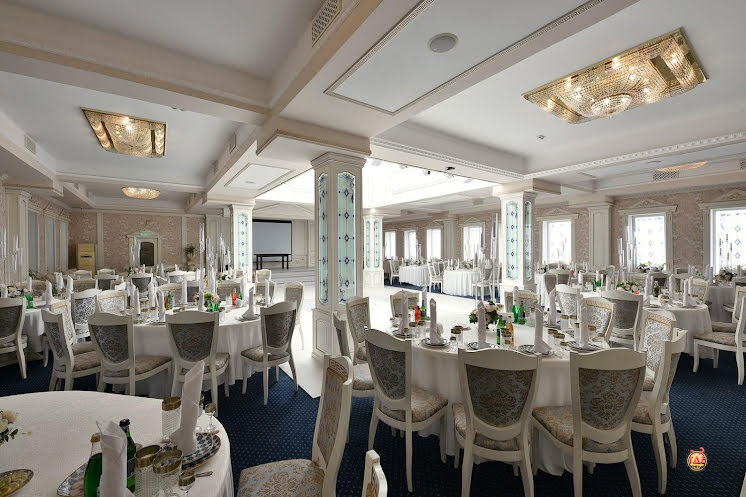 Зал "Hall D`Lux" в «Отдых» фотография №1