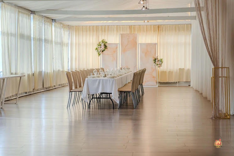 Зал на 120 человек в «Artest» фотография №8